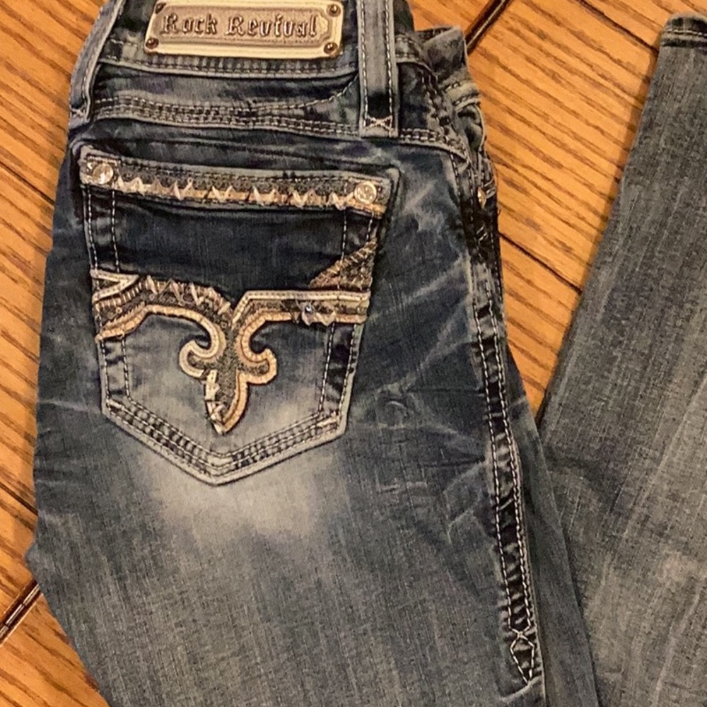 Rock Revival 27 bootcut; excellent condition